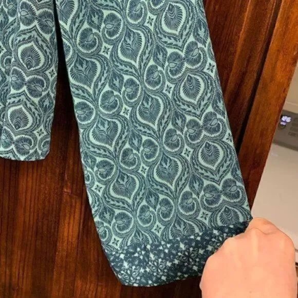 NWT Finn & Grace Green & Blue crewneck shirt small - Picture 3 of 9